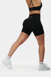 Seamless Sculpt Ribbed Contour Shorts | Pure Black